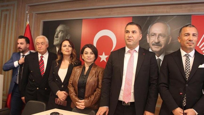 Seren Fosforoğlu siyasete adım attı