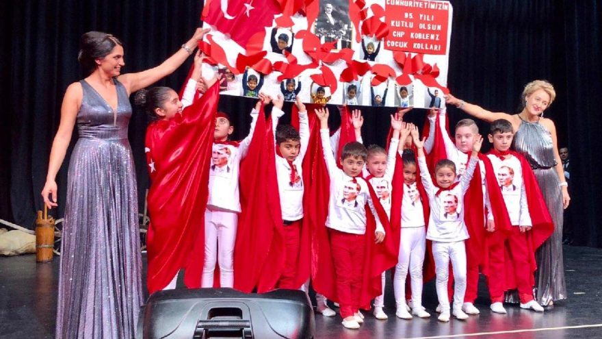 Almanya’da muhteşem balo