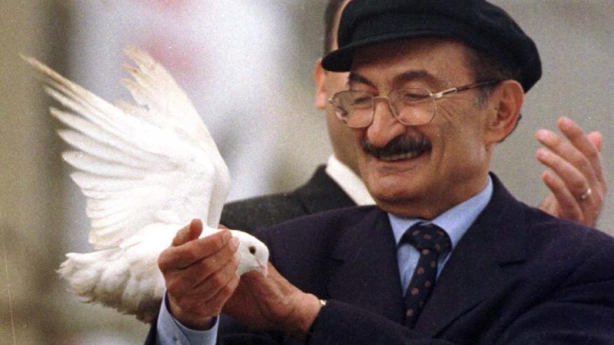 Bülent Ecevit vefatının 12. yılında anılıyor