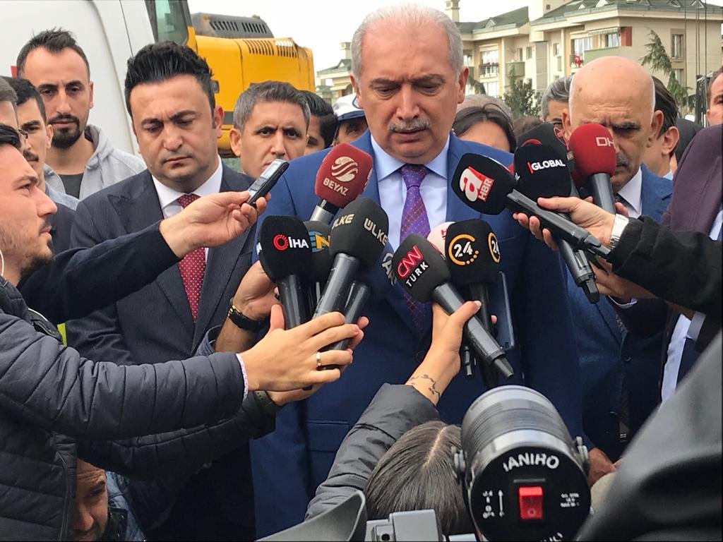 FOTO:SÖZCÜ - İBB Başkanı Mevlüt Uysal da öğle saatlerined bölgeye geldi.
