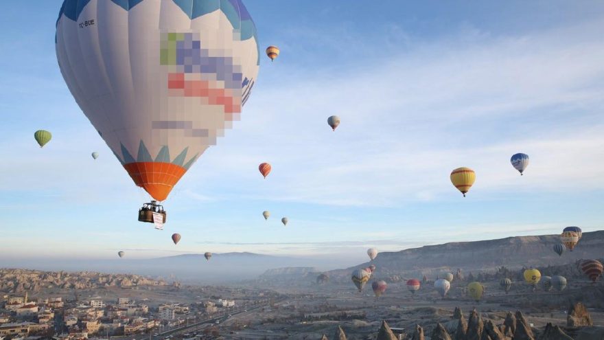 Kapadokya’da balonlar lösemili çocuklar için havalandı