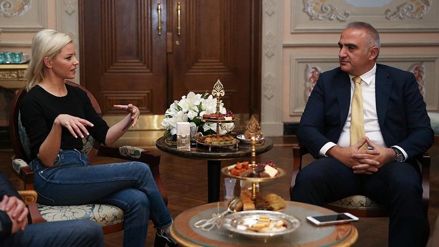 Dünyaca ünlü yıldız Elizabeth Banks İstanbul’da