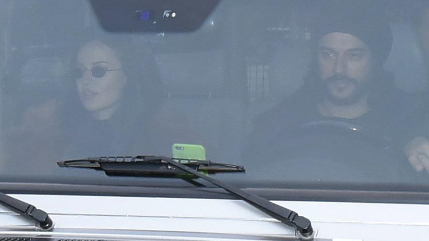 Fahriye Evcen’i güldüren plaka sorusu