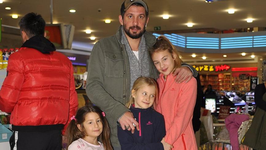 Kerem ve Mila Tunçeri alışveriş turunda