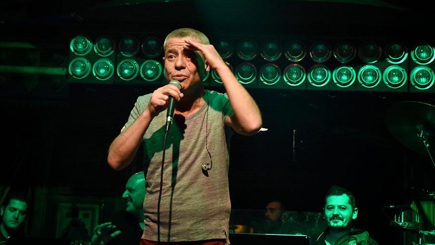 Levent Yüksel, kendisini dinlemeye gelenleri coşturdu