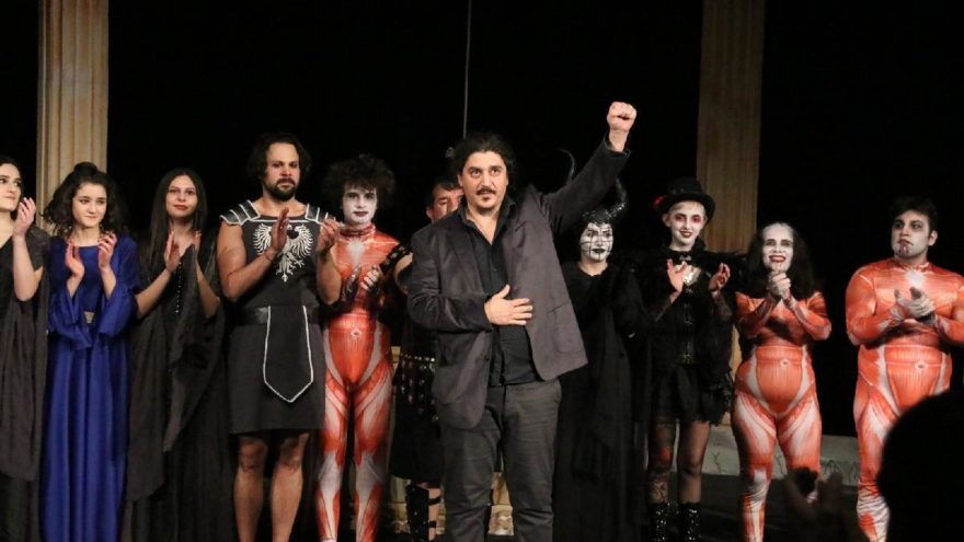 Metin Akpınar ve Müjdat Gezen için oynadılar