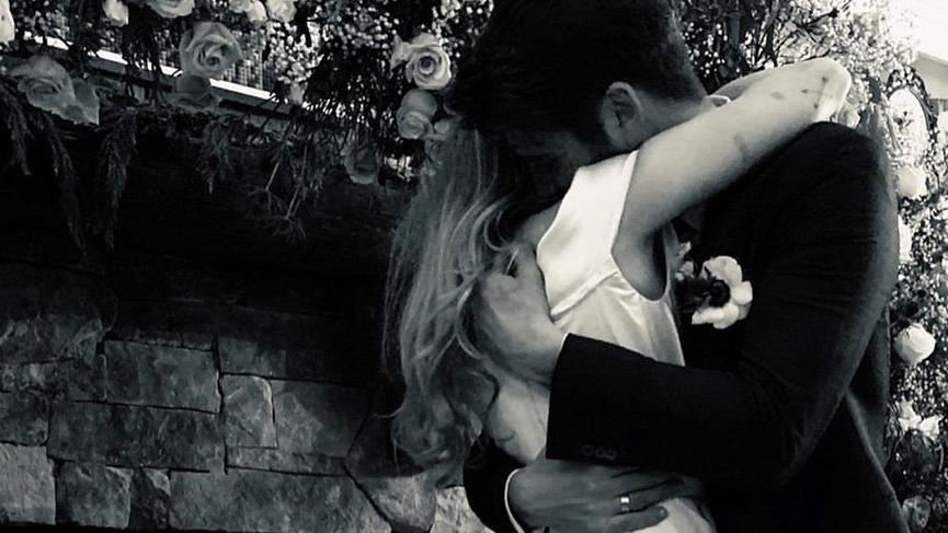 Miley Cyrus ve Liam Hemsworth evlendi