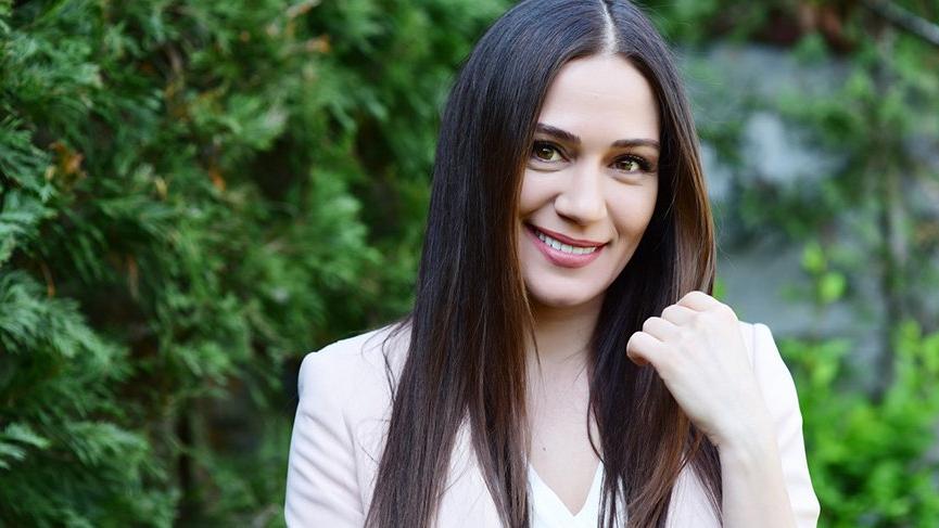 Özge Borak: Alırım bi parça…