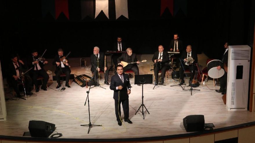 Selahattin Alpay Hizan’da sevenleriyle buluştu