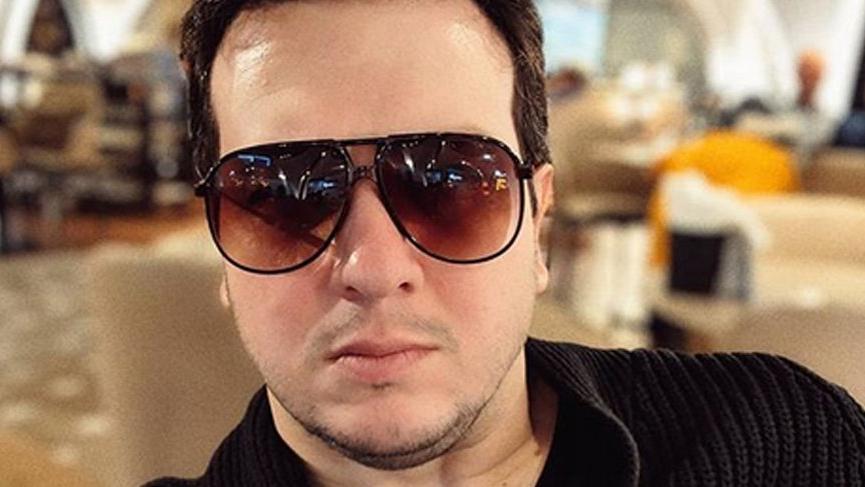 Şahan Gökbakar ve oğlundan anneye hediye