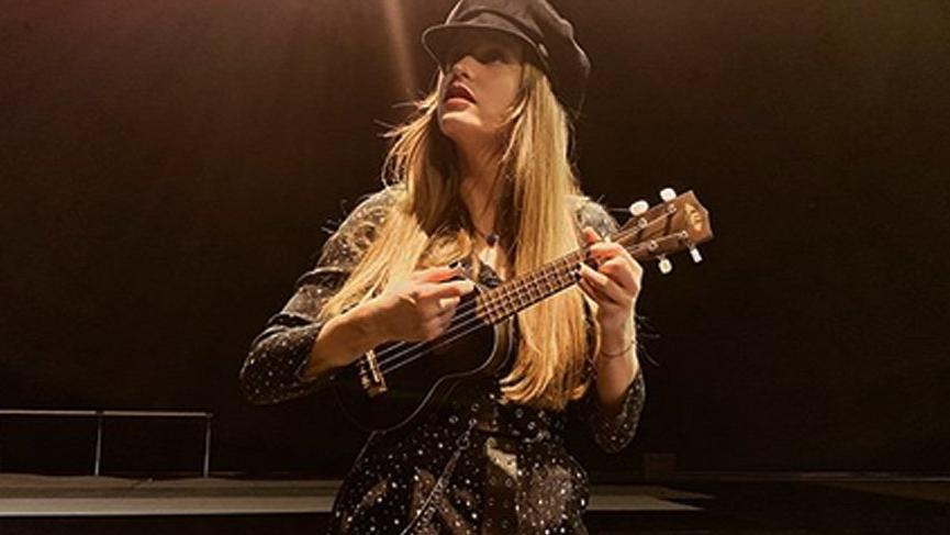 Serenay Sarıkaya ‘kesin rüya’ notuyla paylaştı
