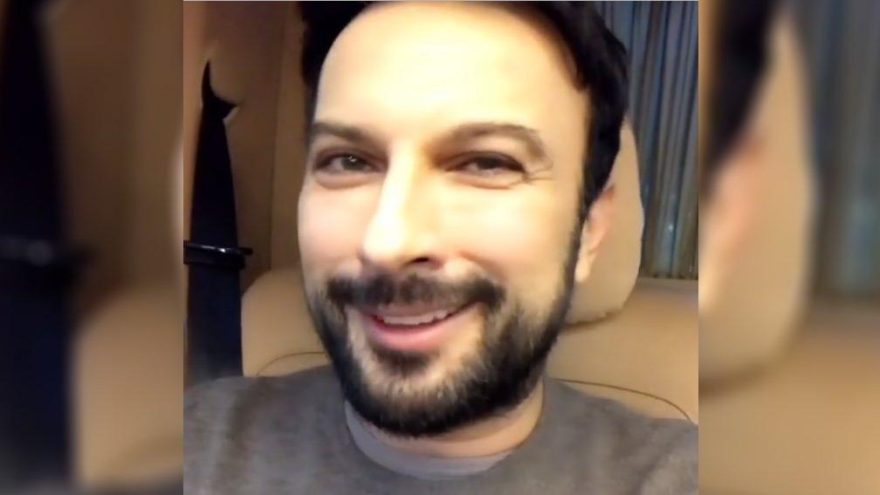 Tarkan bu kez kendisiyle dalga geçti