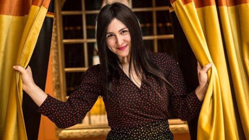 Yasemin Sakallıoğlu’nun tiplemeleri beğeni topluyor