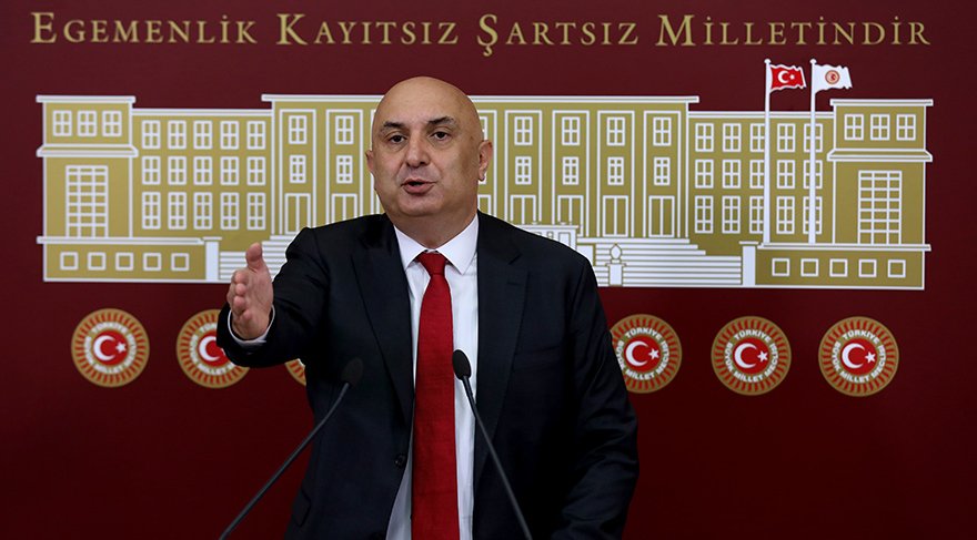 Engin Özkoç