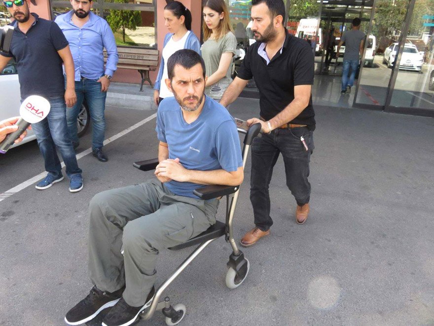 Akfa Holding'in Yönetim Kurulu Başkanı Fatih Aktaş tutuklu yargılanıyor. Ören'in CEO'su Paksoy 3 yıl boyunca FETÖ'cü şirketin yönetim kurulu üyesiydi.