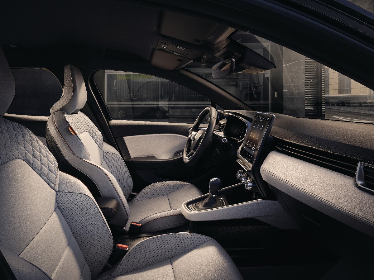 1548667124_21221428_2019___new_renault_clio