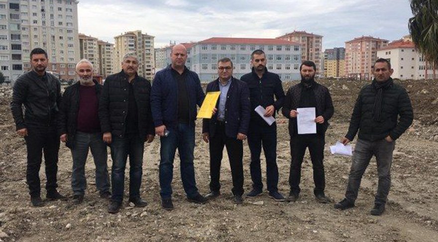 Hurdacılar Odası ve esnaf ihale şartnamesine ulaşamadı. Foto: Sözcü