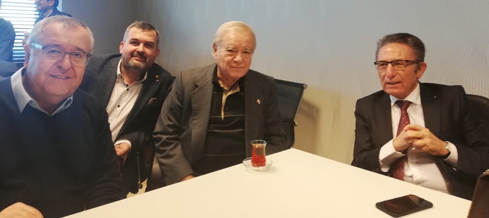 Duruşmayı Sözcü Gazetesi yazar ve çalışanları da takip ediyor.