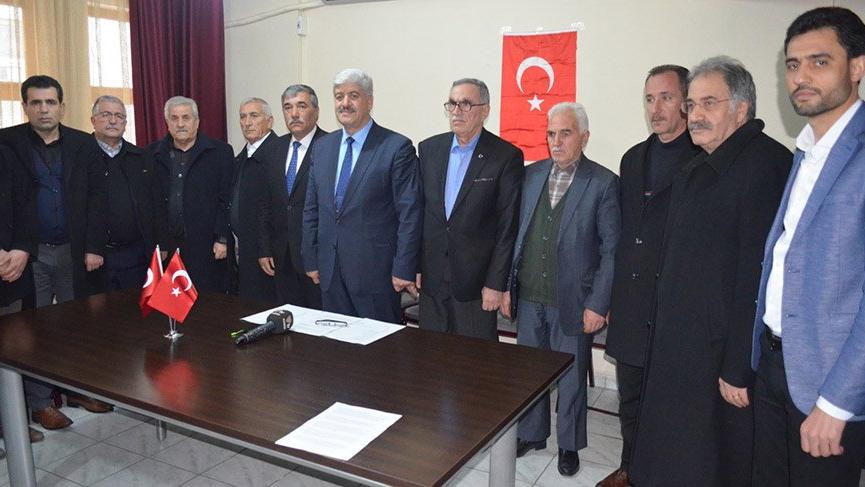 AKP’de istifa depremi!