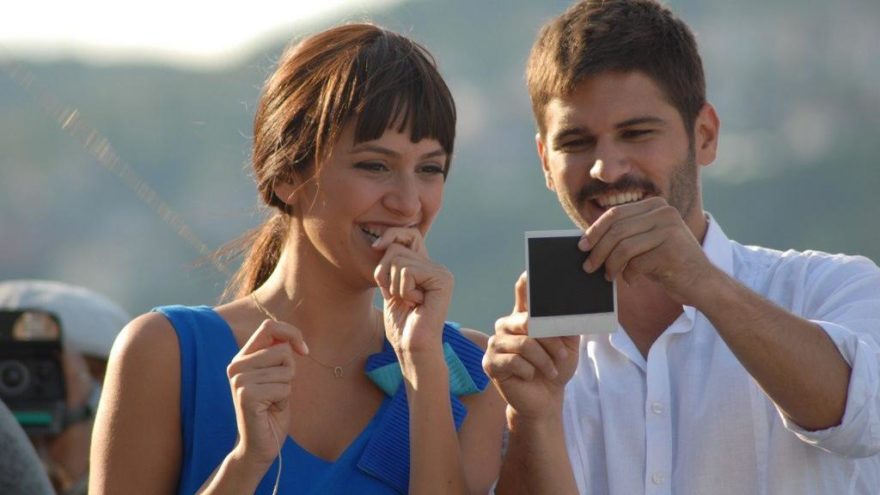 Aşk Geliyorum Demez filmi nerede çekildi? Aşk Geliyor Demez konusu ve oyuncuları…
