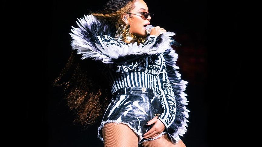 Beyonce Westwood’un en ucuz marketinde alışveriş yaparken görüntülendi