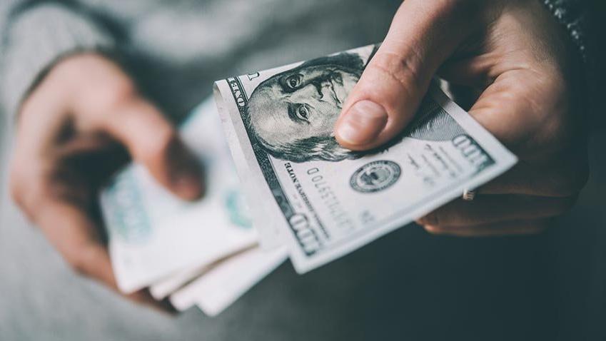 Rusya’dan dolar hamlesi! Tarihin en düşük seviyesine geriledi