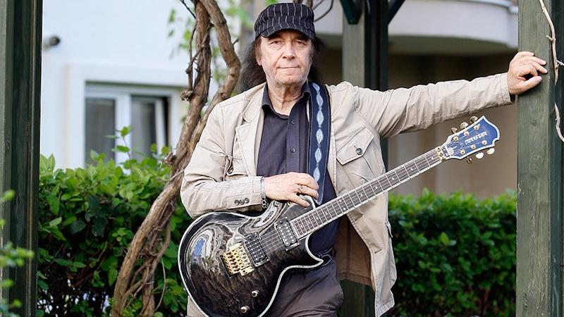 Erkin Koray’a ‘Fesupanallah’ tazminatı