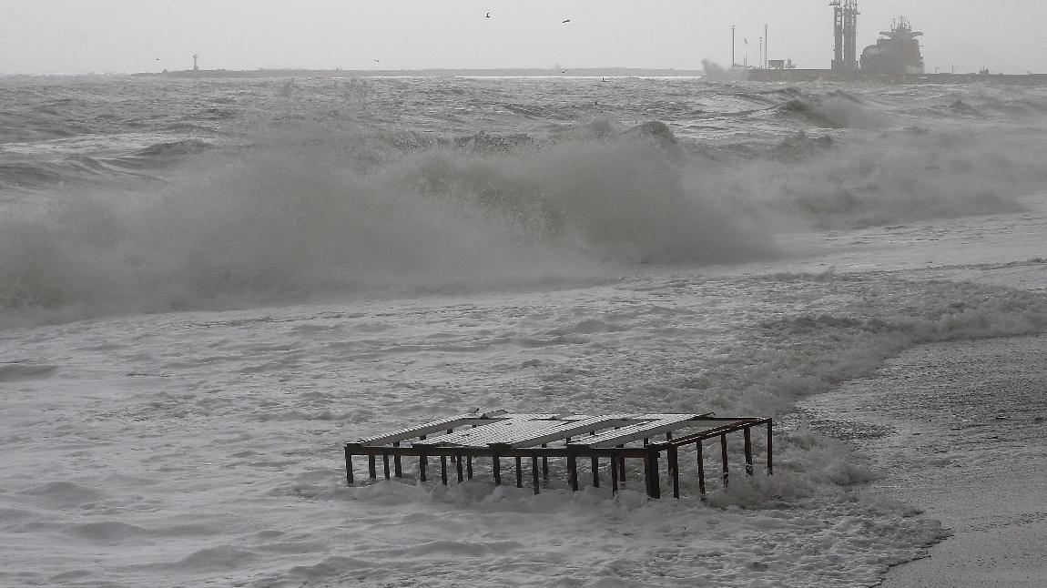 Meteoroloji Den Hava Durumu Aciklamasi Hortum Ve Doluya Dikkat Son Dakika Haberleri