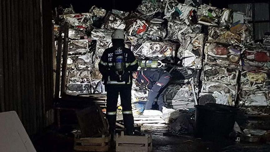 Koku mahalleliyi sokağa döktü!