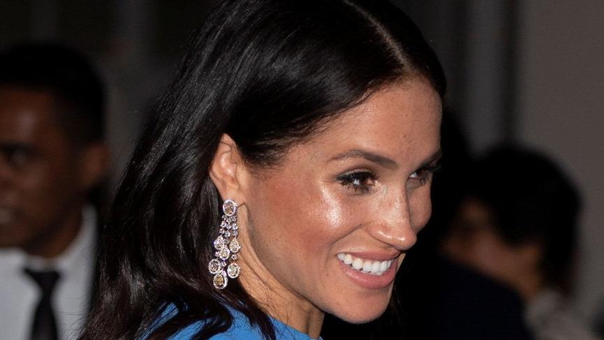 Meghan Markle’ın taktığı 3.5 milyon TL’lik küpeler emanet çıktı