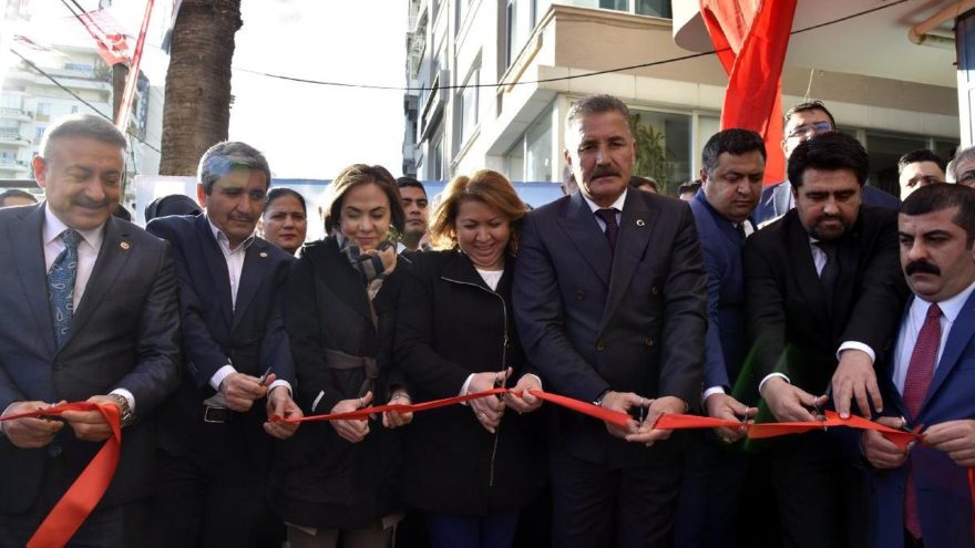 Cumhur İttifakı’nın Mersin adayı Hamit Tuna