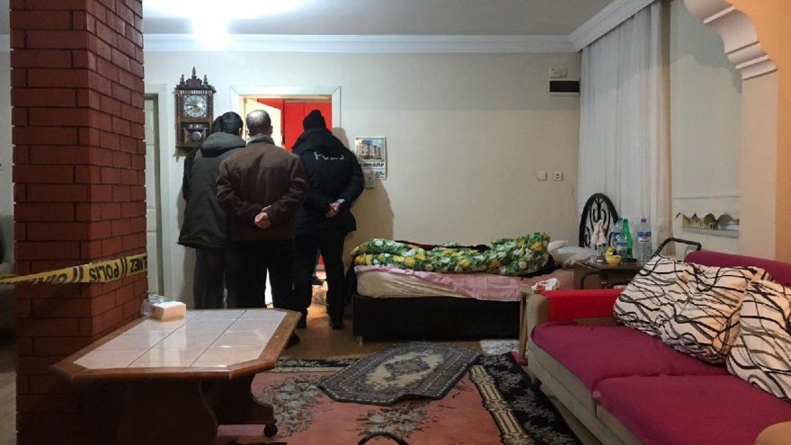 Sakarya’da korkunç olay: 100 yaşındaki annesini öldürdü