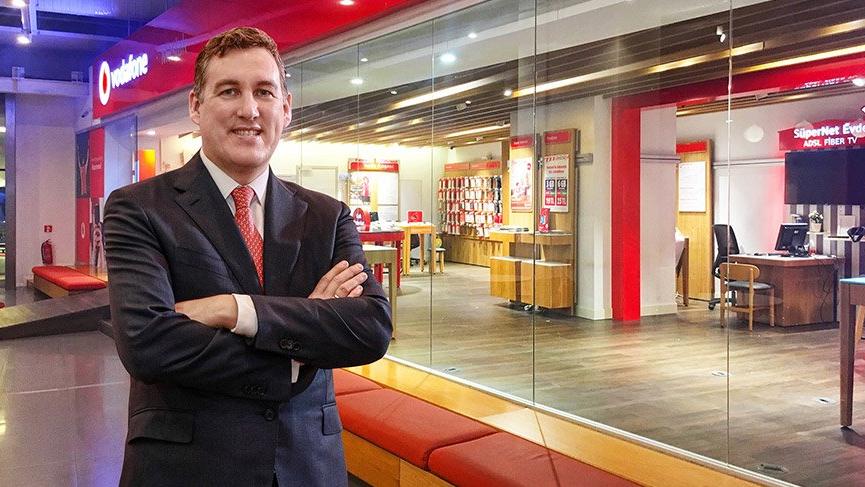 Vodafone servis gelirlerini artırdı