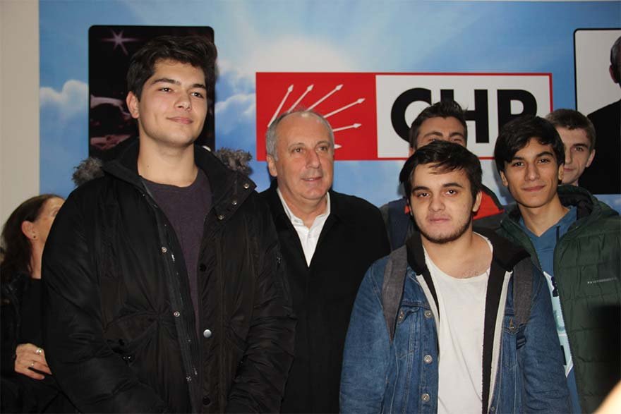 FOTO: İHA -MUHARREM İNCE, PARTİ ÜYELERİYLE BİR ARAYA GELDİ