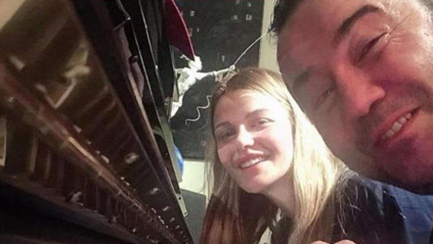 Ata Demirer ve sevgilisi Aslı Turanlı birbirini sildi