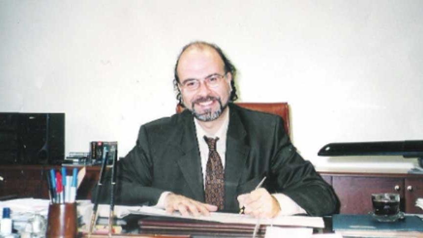 Ünlü bariton Sedat Öztoprak hayatını kaybetti