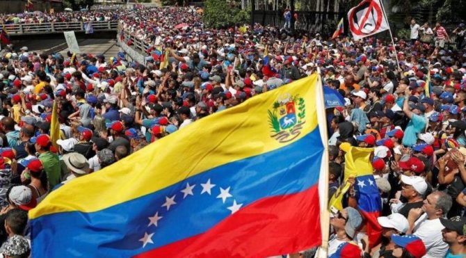 Venezuela da elçilik krizi