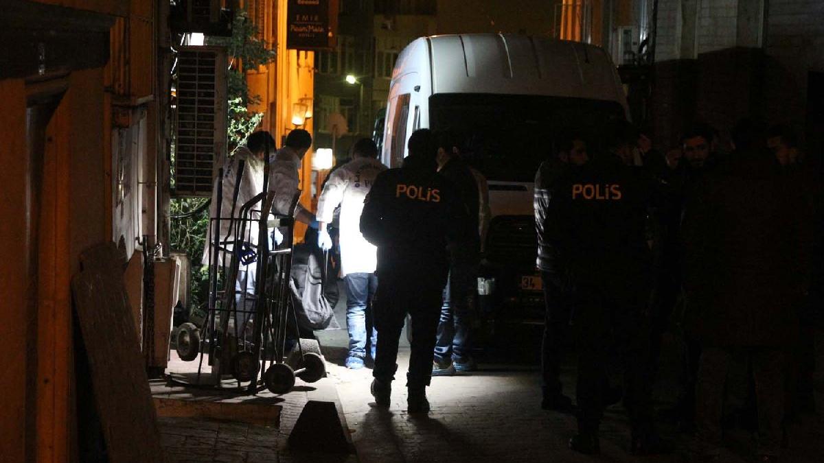 Dünya Kadınlar Günü'nün ilk saatlerinde kadın cinayeti Dünya Kadınlar Günü'nün ilk saatlerinde kadın cinayeti