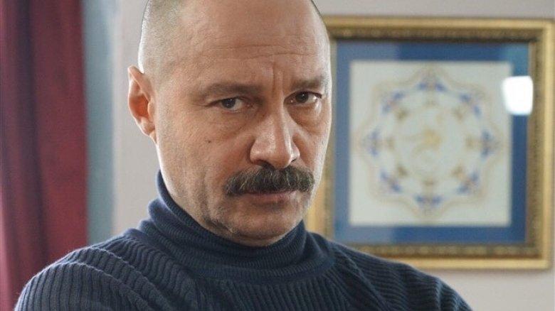 Nöbet dizisinin Ziya Cevran’ı Kürşat Alnıaçık üvey kız kardeşini kaybetti