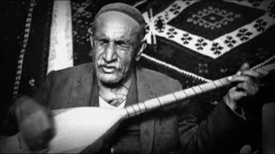 ‘Karanlık oda’da Aşık Veysel’i anlamaya çalışıyorlar