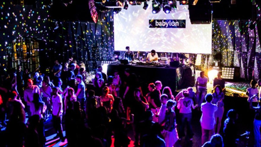 Babylon’da bu hafta parti sürüyor