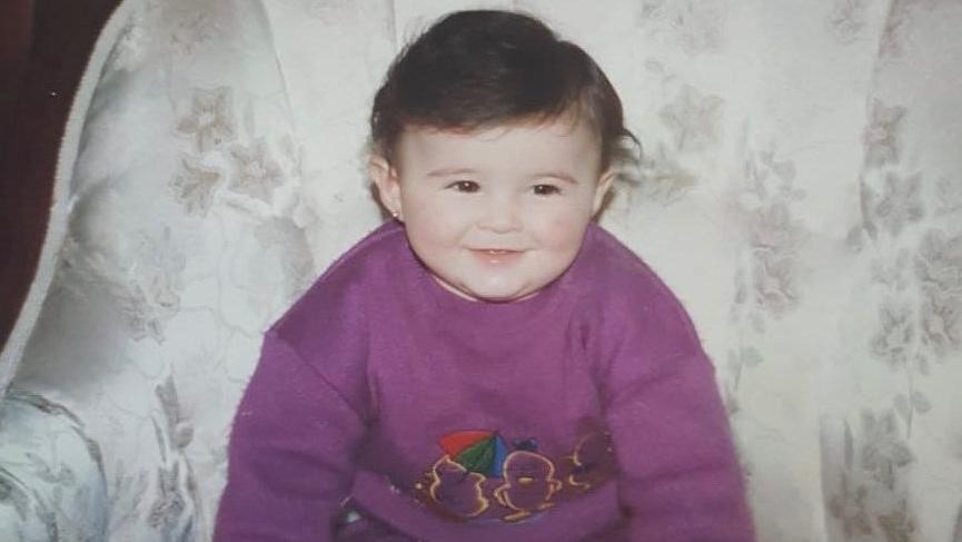 BÃ¼Åra Develi, paylaÅtÄ±ÄÄ± fotoÄrafla geÃ§miÅe gÃ¶tÃ¼rdÃ¼