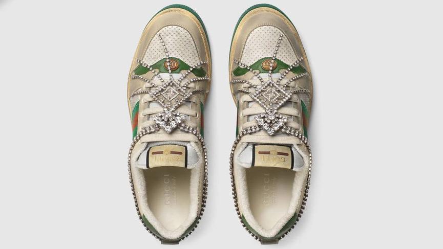 Gucci’nin yeni ayakkabısı adeta tüketici ile dalga geçiyor
