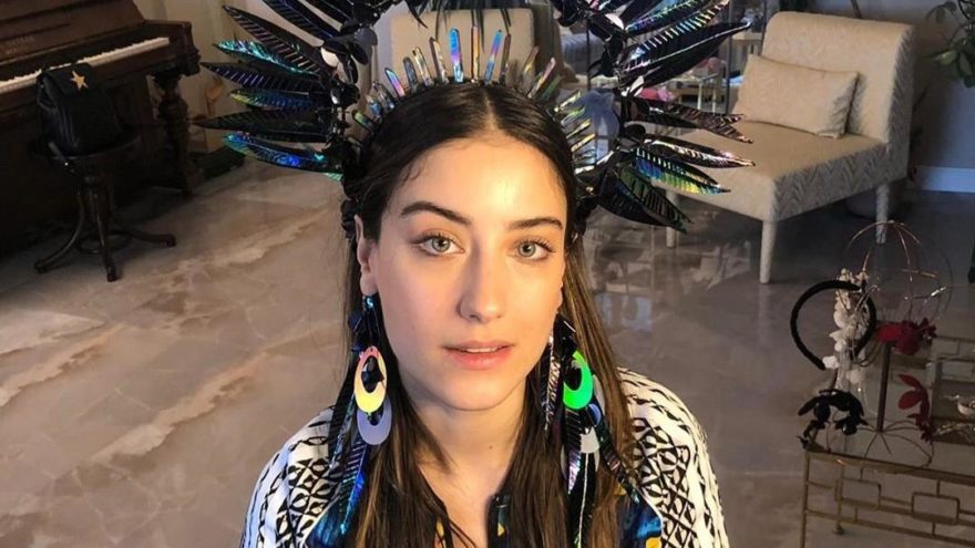 Hazal Kaya: “Biz varız! Hep buradaydık”