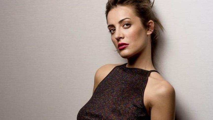İrem Sak’tan ‘Tıp Bayramı’ kutlaması