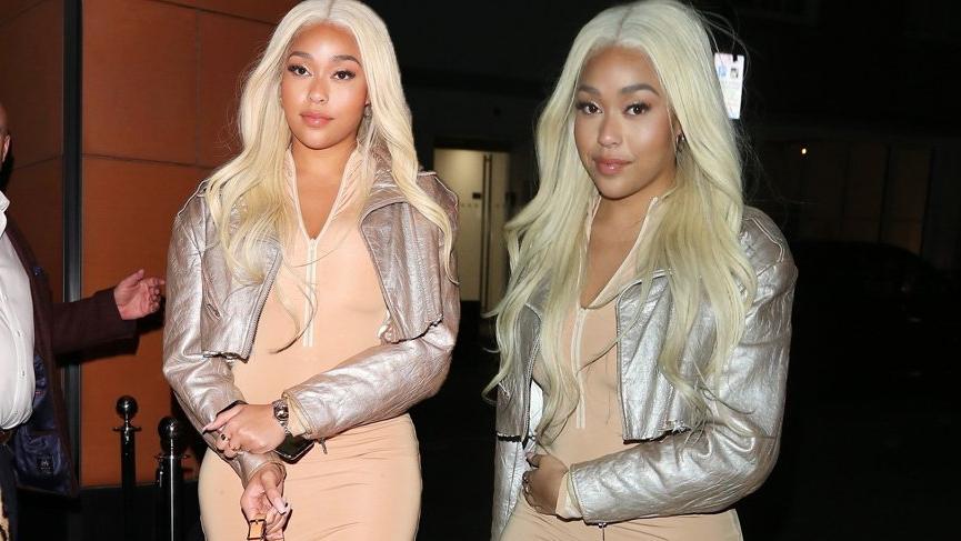 Jordyn Woods’un elinin sürekli karnında olması dikkat çekti