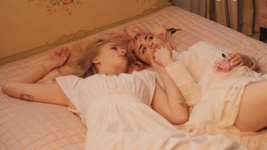 Sophie Turner cinsel tercihleri hakkında açıklamalar yaptı