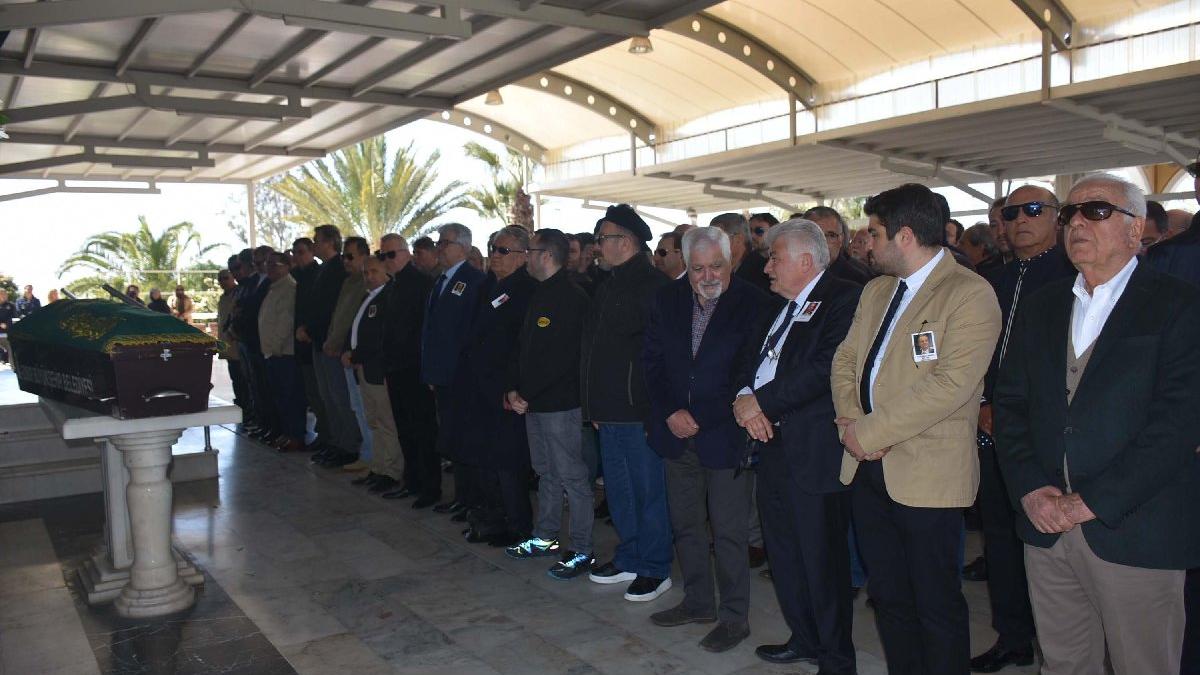 Unlu Kalp Cerrahi Prof Dr Cuneyt Turkoglu Yasamini Yitirdi Guncel Yasam Haberleri