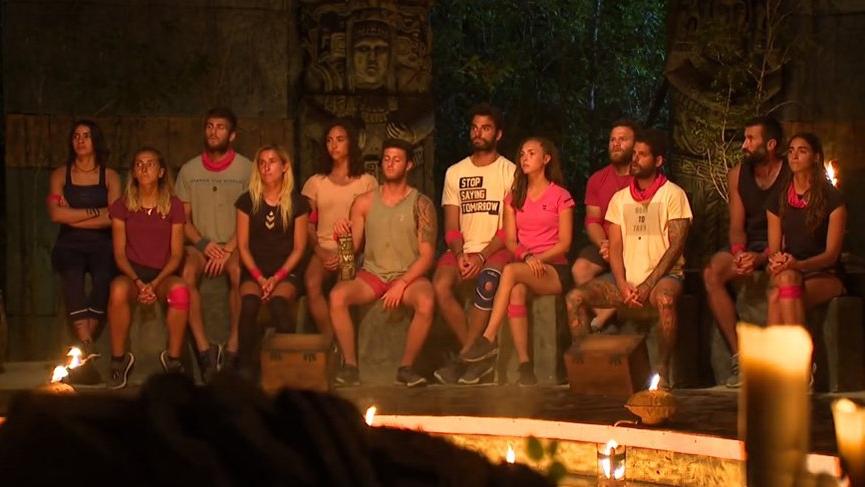 Survivor’da kim elendi? Survivor’da elenen isim belli oldu Türk takımı bir kişi daha azaldı…