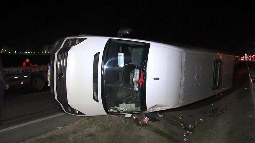 Ankara’da dağcıları taşıyan minibüs kaza yaptı: 4 yaralı